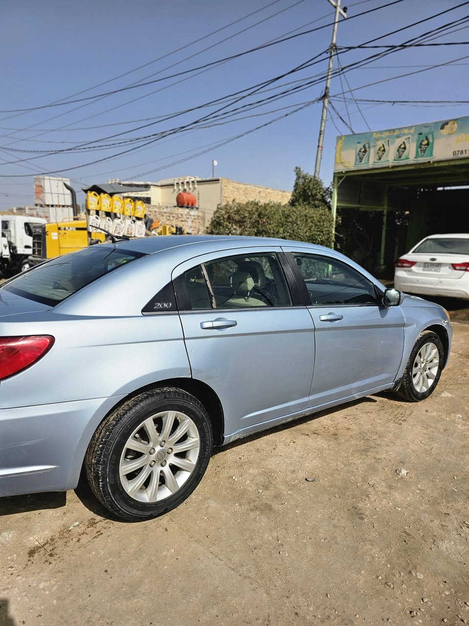 السلام عليكم
سي ميتين c200 مديل 2013 

محرك 2400 مكفول مع الكير 

سياره فول عدا فتحه السقف رقم بغداد ***********
