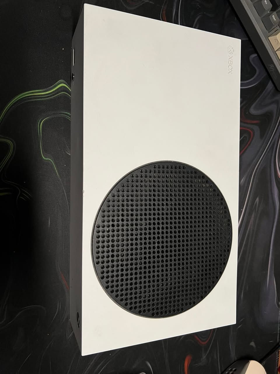 السلام عليكم xbox series s ذاكرة ٥١٢ نظيف كلش مفتوح فاتحة بيدي نظفته فقط وين متريد تفحص افحص لا مصلح ولا مبدل بي شي 
الجوستك مالته بيها خلل بالكير وموجوده والكارتونه موجوده للبيع ب٣٠٠ الف


**إذا كنت صاحب هذا الإعلان وتريد حذفه لأي سبب، رجاءا أرسل رسالة إلى الدعم الفني**