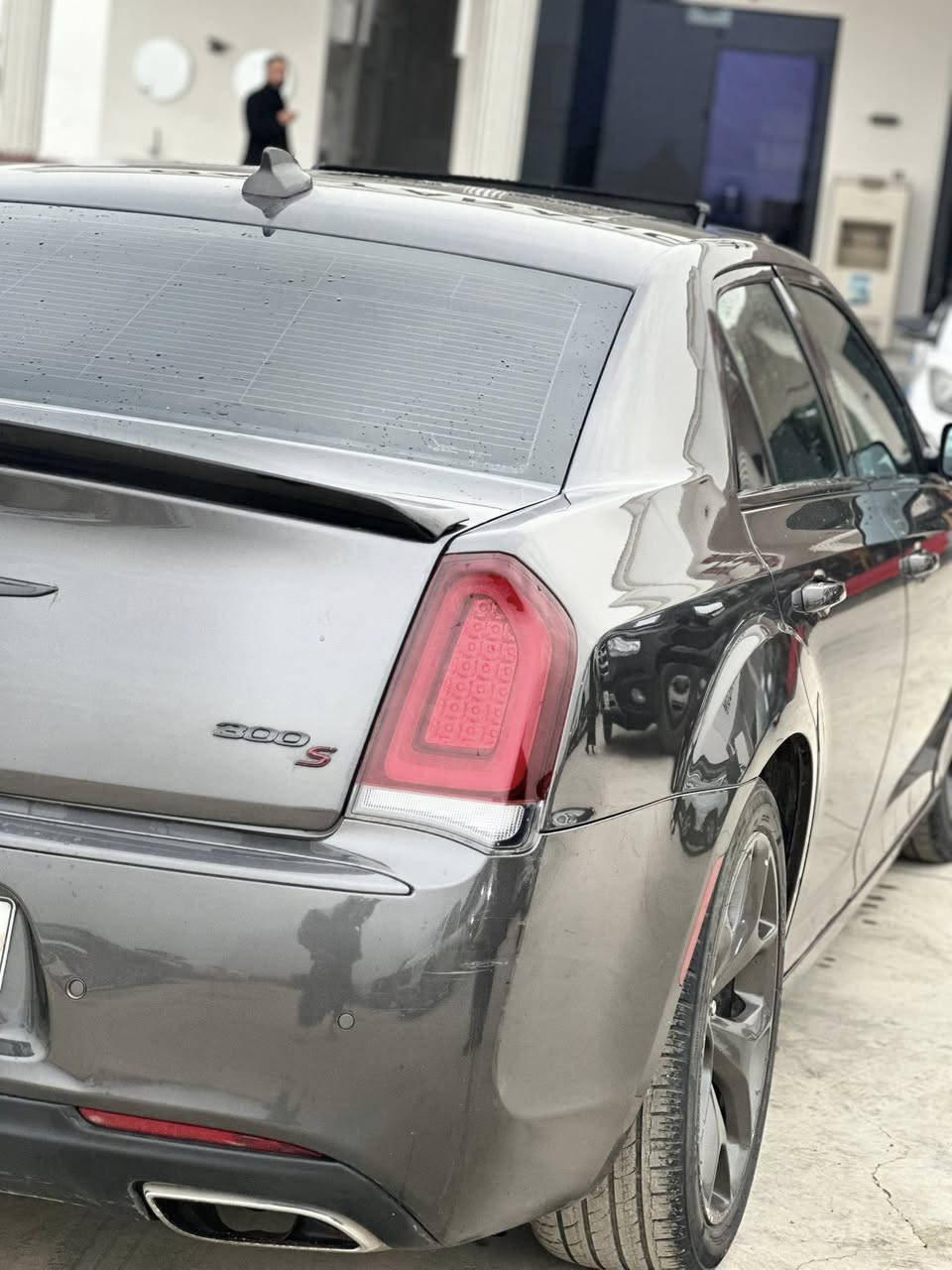 اوباما سعر بلااش 2021 s300
هزه وسنويه جديده بأسمي
تو ويل فول بنراما ماشي100
بيها براس الجاملغ الامي السكن صبغ بخ بدون معجون والباقي مكفول عدا مكانين صغار بارد 
جديده 
سعر269 وبيها مجال 

بلعافيه علياخذها واكو تصوير بلمنشور توضيح
***********
