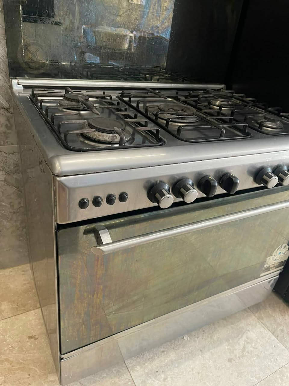 طباخ جديد ونضيف 5عيون سعره 250بي مجال مكان السيديه كله شغال


**إذا كنت صاحب هذا الإعلان وتريد حذفه لأي سبب، رجاءا أرسل رسالة إلى الدعم الفني**