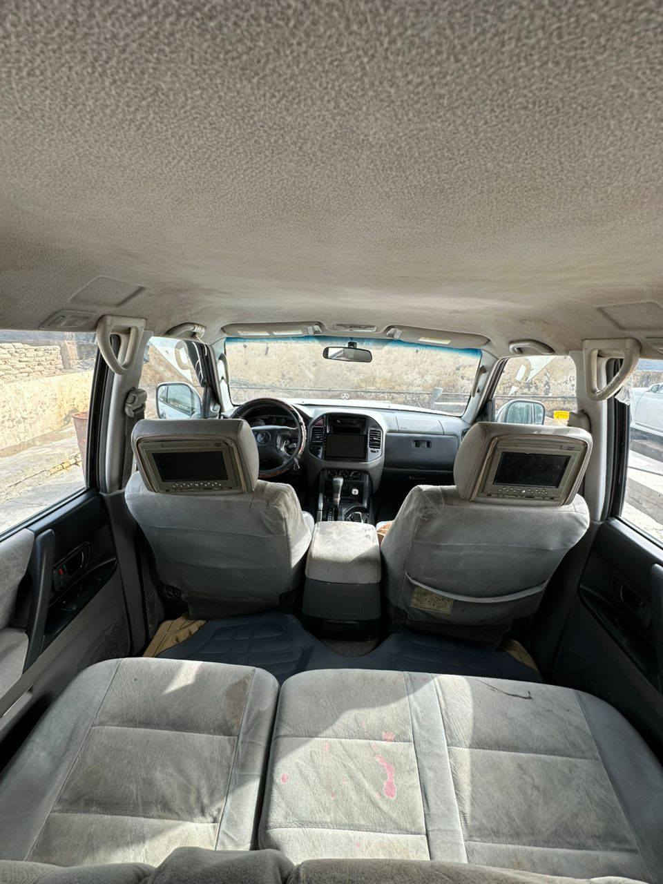 السلام عليكم بيع او مراوس 
باجيرو موديل 2001
رقم شمالي دهوك
مكفولة 
مكينه كير خير من الله
سيارة جاهزة من كل النواحي 
حدادية جديدة هستوني مبدلها
مكاني الديوانية 
السعر 70 وبيها مجال 
***********
