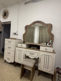 غرفة كلاسك تركية استعمل اربع شهور جديدة كلش  رايدة مليون و٢٠٠ وبية مجا...