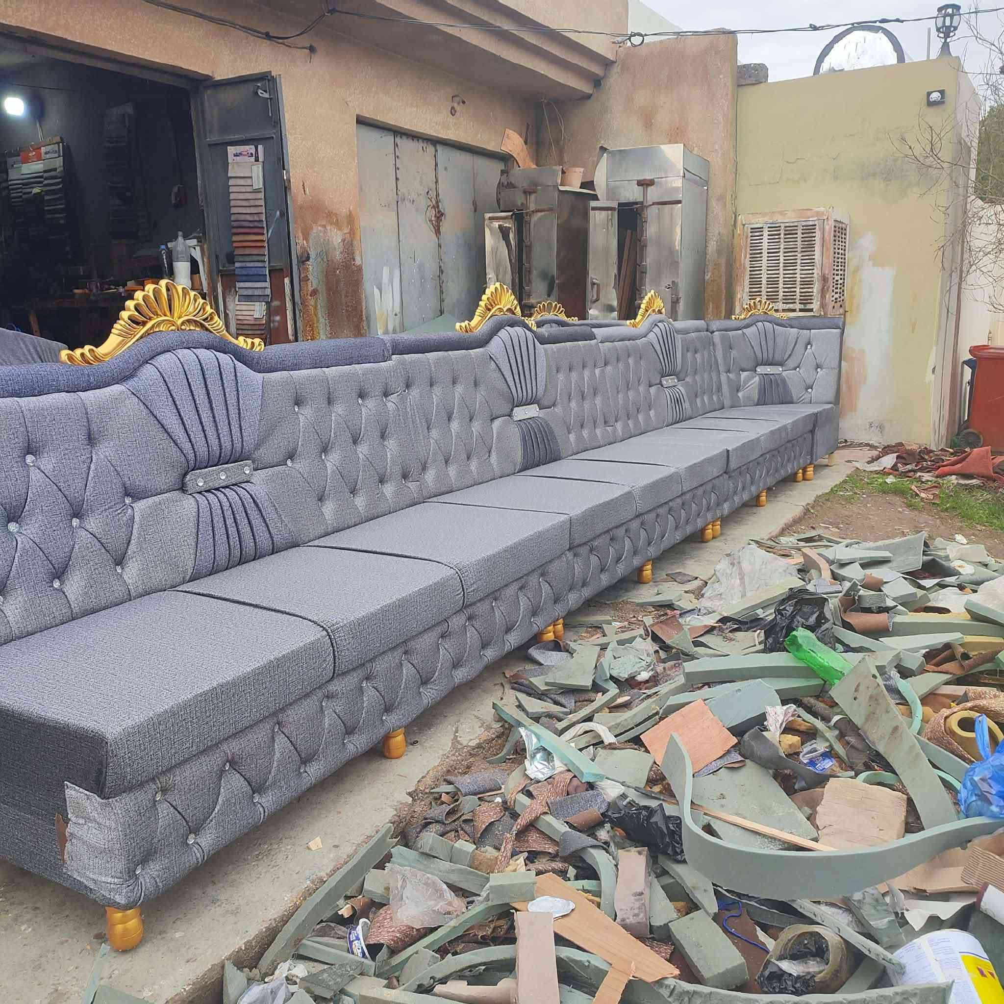 نجارة الطارق الدوشمه وفصال كافة أنواع الدواوين الملكي العادي هاتف ***********
