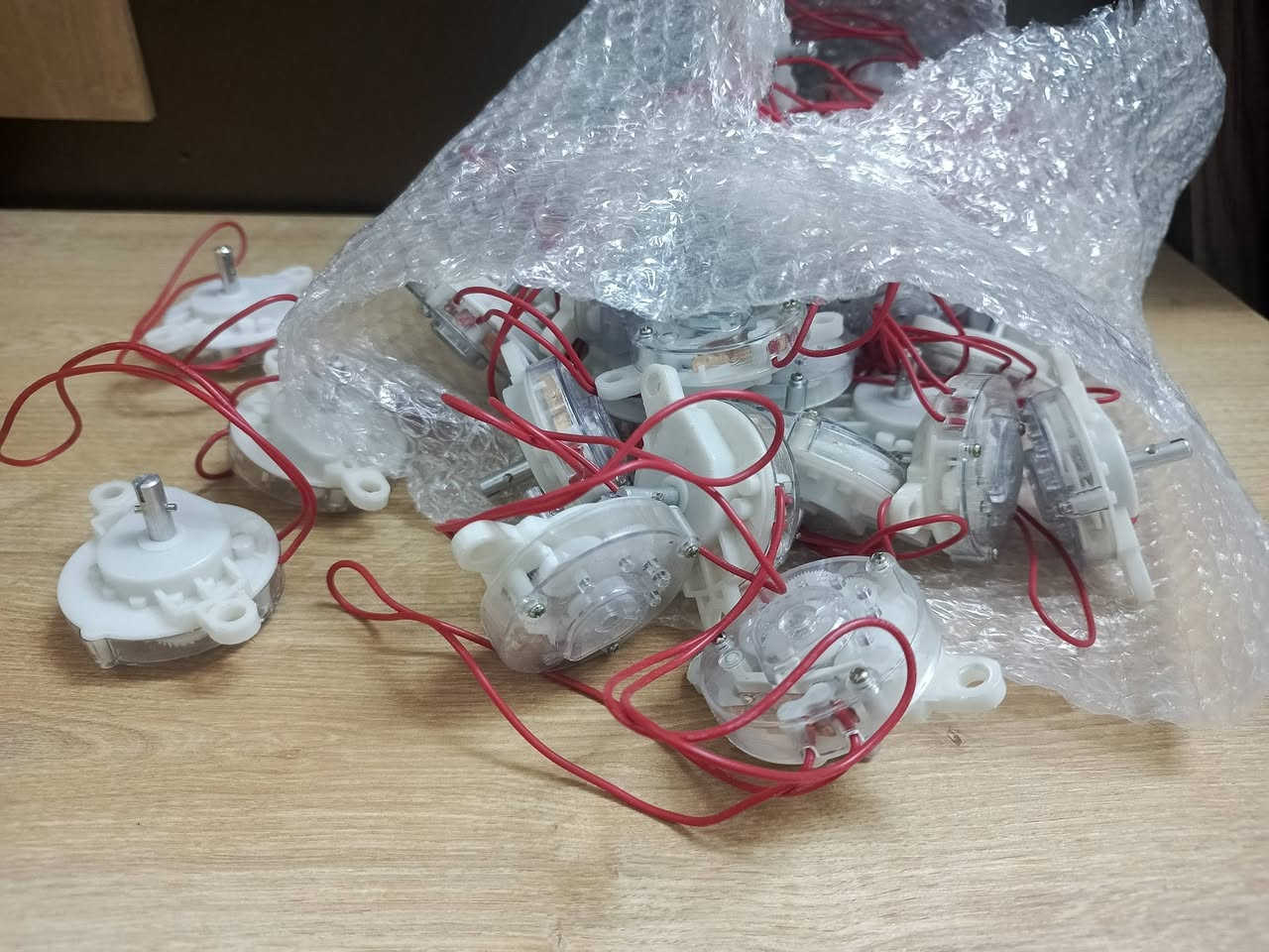 هاذة الجهاز ما اعرف شنو فايتة الي افيدة قيم وخذ عندي كمية منة اذا اتريد جملة مفرد


**إذا كنت صاحب هذا الإعلان وتريد حذفه لأي سبب، رجاءا أرسل رسالة إلى الدعم الفني**