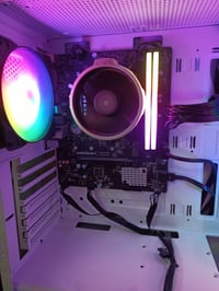 البيع مذر بورد ومعالج رايزن 5 3400g ومبرد 130 الف 35ssd 480gالف تواصل ...