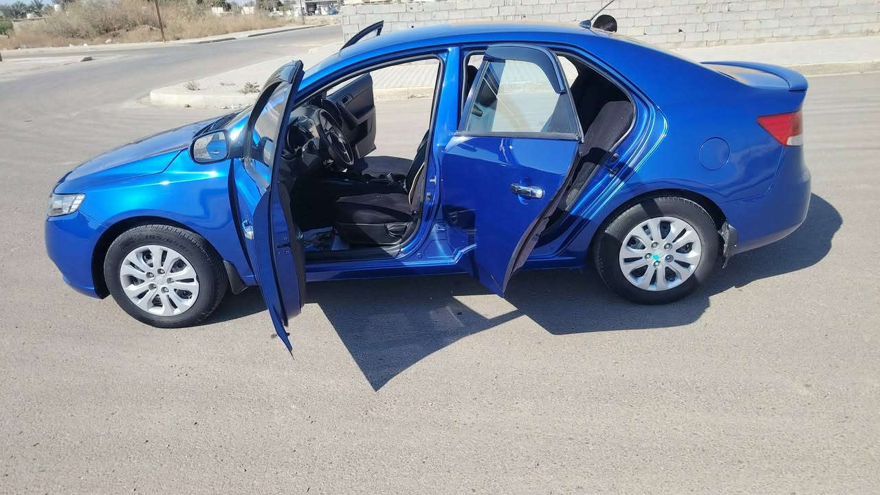 سيراتو ٢٠١٢ مكينة دوش خليجية بسمي مضبوغة عام جمالية بيهة جاملغ خلفي فقط رقم بغداد ***********
