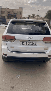 🚗 للبيع: جيب كراند شيروكي 2017
📍 مكان السيارة: بغداد
📞 للتواصل: ***********

📊 المسافة المقطوعة: 120000 مايل
🛠️ المحرك: 6 سلندر – 3600cc

⚙️ المواصفات: فئة Limited 
• فول مواصفات 1/1 
• فتحة سقف بانورامية
• مقاعد كهربائية
• خزن مقاعد
• تدفئة وتبريد للمقاعد
• كرايا كهربائية 
• اشارات بالمرايا
• تبريد منفصل قطعتين 
• كاميرا خلفية 
• شاشة وسطية تدعم apple car و Android auto 
• بصمة تشغيل 
• بصمة أبواب 
• وضعيات قيادة متعددة 
• والعديد من المواصفات الاخرى 

⚠️ أضرار السيارة:
• الأضرار موضحة في السونار
• صورة السونار مرفقة مع الصور 

📌 تفاصيل إضافية:
• رقم السيارة: بغداد الدولي الجديد
• باسم المالك – تحويل مباشر
• لون السيارة: أبيض
• السيارة جاهزة بدون أي نواقص
