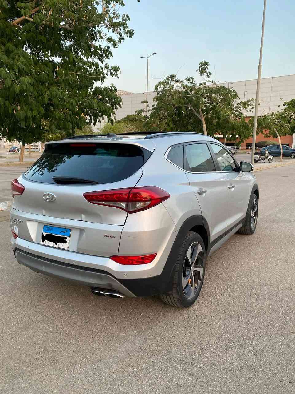 هيونداي توسان
اعلي فئه  
موديل ٢٠١٩ 
فابريكا بالكامل 
عداد ١٨ الف
رقمي للتواصل
 
01017022909

https://wa.me/201017022909


**إذا كنت صاحب هذا الإعلان وتريد حذفه لأي سبب، رجاءا أرسل رسالة إلى الدعم الفني**