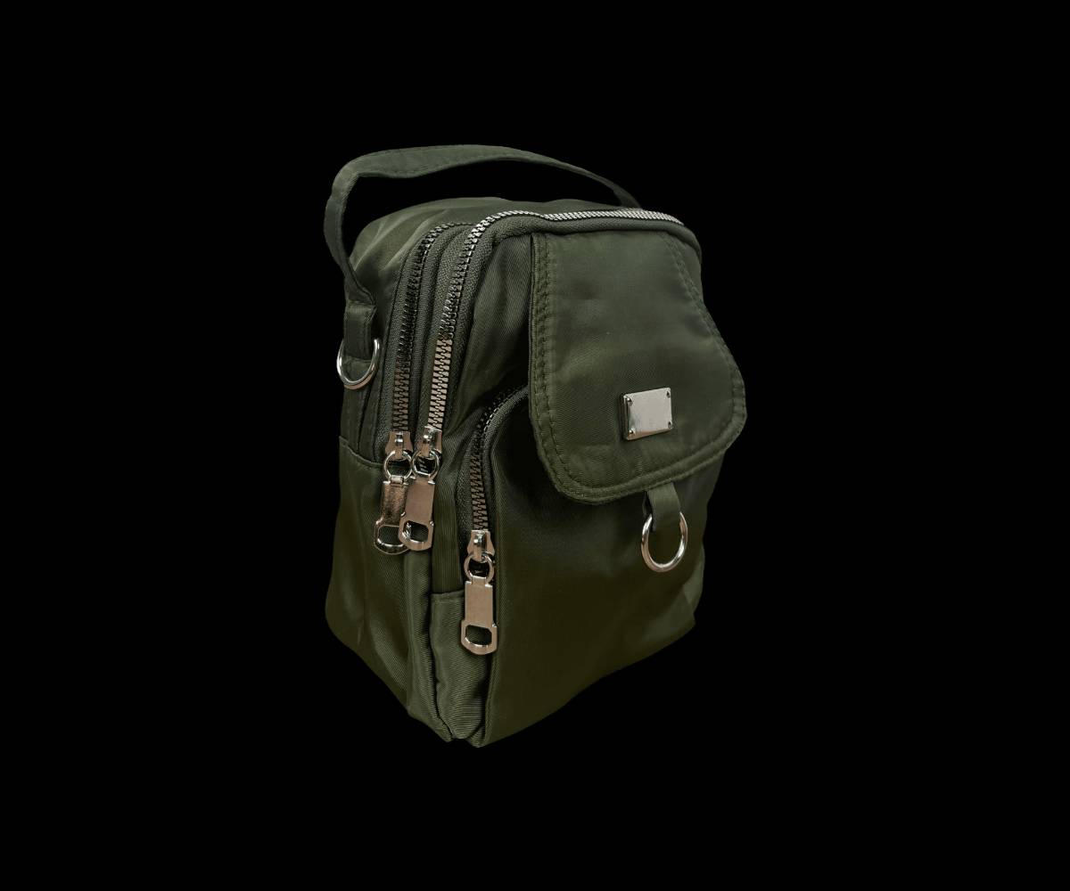 جنطة نسائية كاجوال متعددة ال...
توصل واتساب https://whatsapp.com/dl/للماء
الاستخدامات
٦٧
3
•
مناسبة للاستخدام اليومي: دوام جامعة، عمل، وتسوق.
مثالية للرحلات القصيرة وحمل الضروريات الشخصية بشكل منظم.
تناسب البنات والشابات بفضل حجمها العملي وألوانها المتعددة.
ممتازة للاستخدام عند المشي أو السفر بفضل حجمها الخفيف وسعة
جیوبها.
المميزات
خامة نايلون خفيفة ومقاومة للماء تحافظ على المحتويات من الغبار
والرطوبة.
عدة جيوب عملية:
جيب أمامي بغطاء فليب.
. جيوب بسحاب مزدوج لتوزيع الأغراض بسهولة.
جیب داخلي صغير داخل
اعرض المزيد
...
سعر الجملة