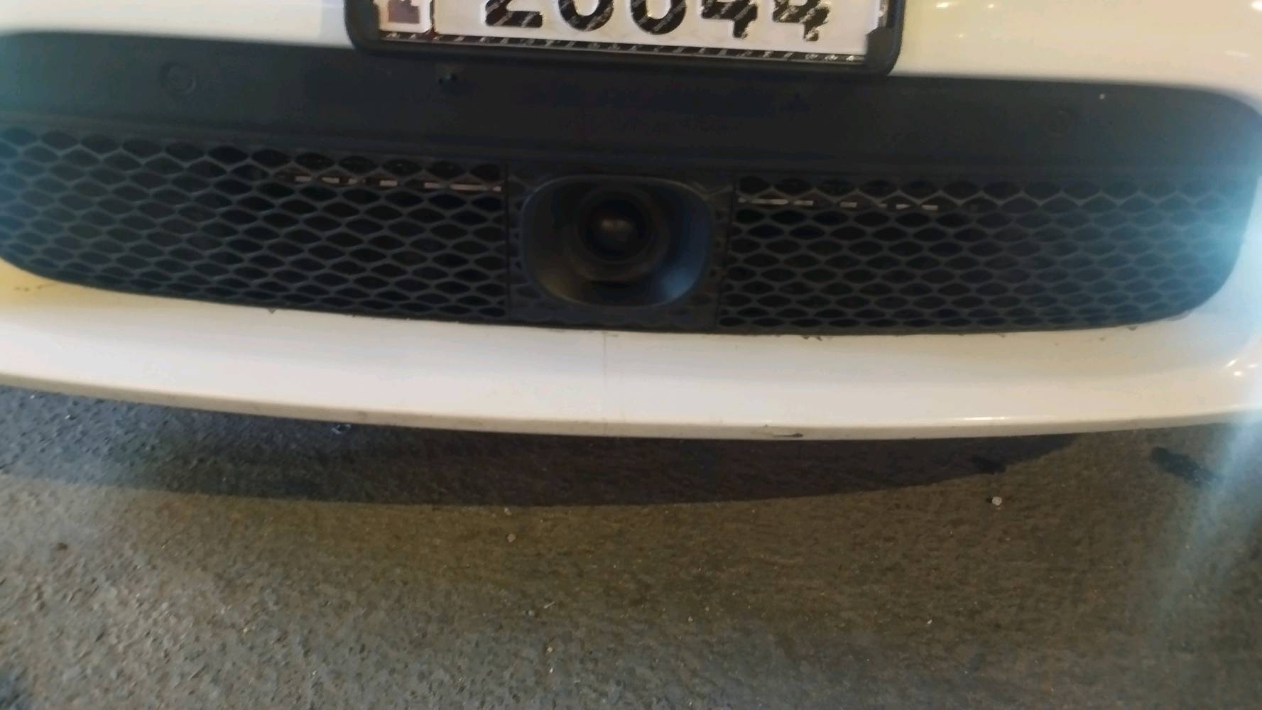 🚗 للبيع: دودج دورنكو 2019
📍 مكان السيارة: البصرة – الجبيلة
📞 للتواصل: ***********
💰 السعر: 350 ورقة – قابل للتفاوض📊  المحرك: 8 سلندر – 5700cc

⚙️ المواصفات:
• حساسات أمامية وخلفية
• فتحة سقف بانورامية 
• تحكمات ستيرن
• نظام سبورت
• رادار أمامي وخلفي
• نظام النقطة العمياء
• شاشات خلفية
• يتسع لـ 6 ركاب
• اللون الخارجي أبيض والداخلي ماروني

⚠️ أضرار السيارة:
• وارد خليجي – وكالة هارلم
• كفالة عامة بدون أضرار
• السيارة بوضع الوكالة

📌 تفاصيل إضافية:
• رقم السيارة: بغداد الدولي الجديد
• باسم المالك تحويل مباشر
• لون السيارة: أبيض