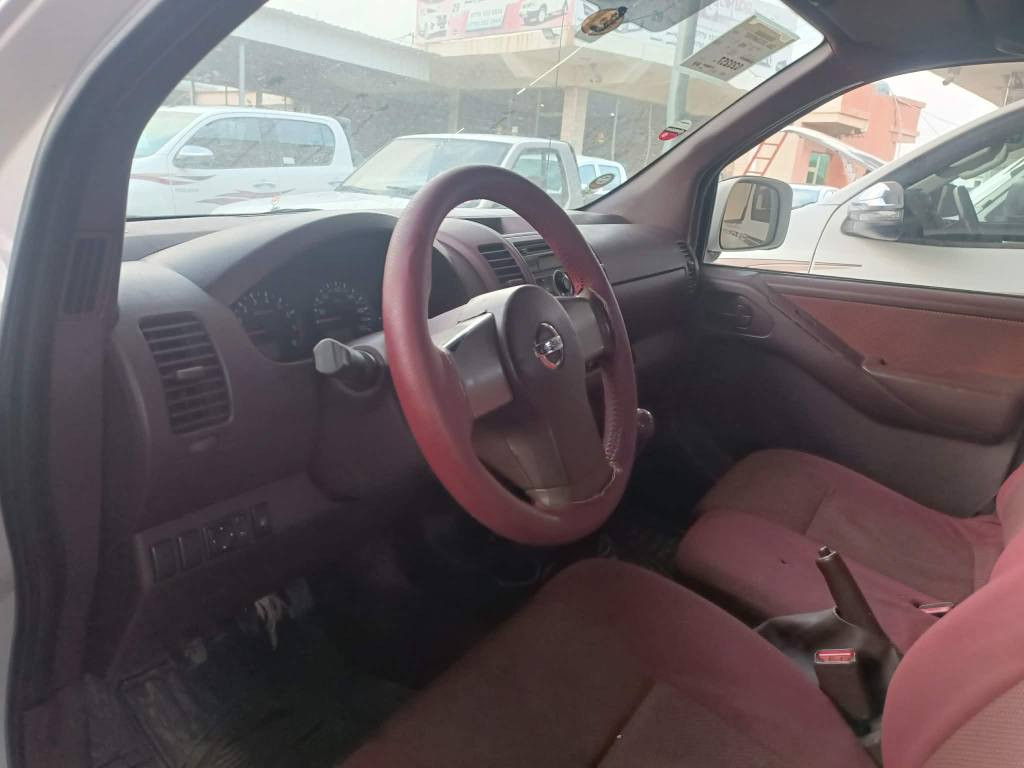 نیسان ناڤارا مۆدیل/2009/زۆر خاوێنە مەکینەی نەکراوەتەوە 
یەک پەڵەی بچووک ساردی هەیە 
سەنەوی تا 2030 تازەیە تەحویل و غەرامە بە شەرت 
گێڕ مەکینە ئەکسل بەشەرت تەقەو ڕەقە بەشەرت
شوێن/تەکیە... السليمانية, العراق


**إذا كنت صاحب هذا الإعلان وتريد حذفه لأي سبب، رجاءا أرسل رسالة إلى الدعم الفني**