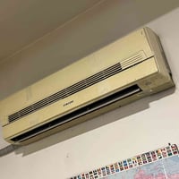 للبيع سبلت سامسونج ٢ طن الموديل القديم شغال ومربوط وطول البوري ٣ طوابق...