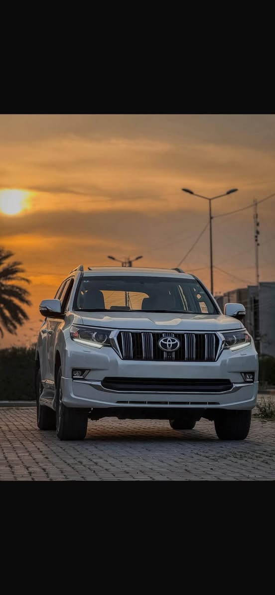 سلام عليكم موديل 20 سياره مكفوله من صبغ ماشيه 64 الف جديده مغلفه تغليف درجه ممتازه فئه vx باب اول سعره ٤٣ وبيه مجال للجادين مكان يرموك *********** رقم بغداد بسمي
