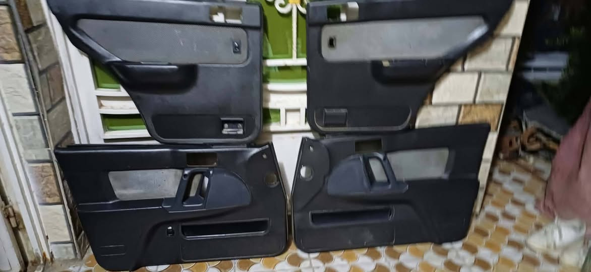 بطاين النترا دمعه نظافه ميه بالميه انظاف جدا اليحتاجهن يتصل على *********** بي واتساب وباقي الاغراض المعروضه وغراضها متوفره عندي كلها
