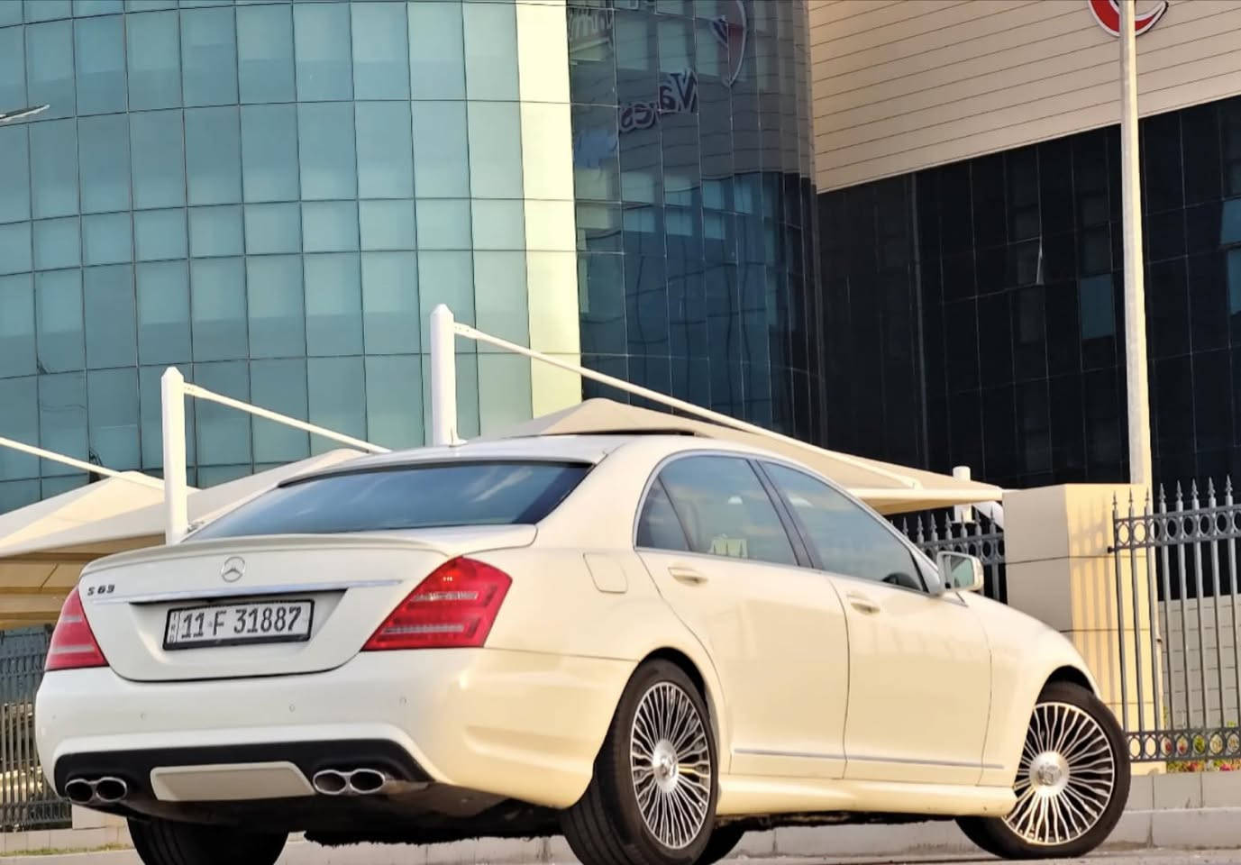 للبيع  
Mercedes Benz s350L 

تحفه للبيع S350L
موديل 2008
حجم محرك V6
باب طويل
قطعه صبغ وحده فقط الباقي مكفول رقم بغداد تحويل ثاني يوم
العنوان ذي قار الناصريه مركز 
سعر 177
للاستفسار الاتصال على الرقم
***********
