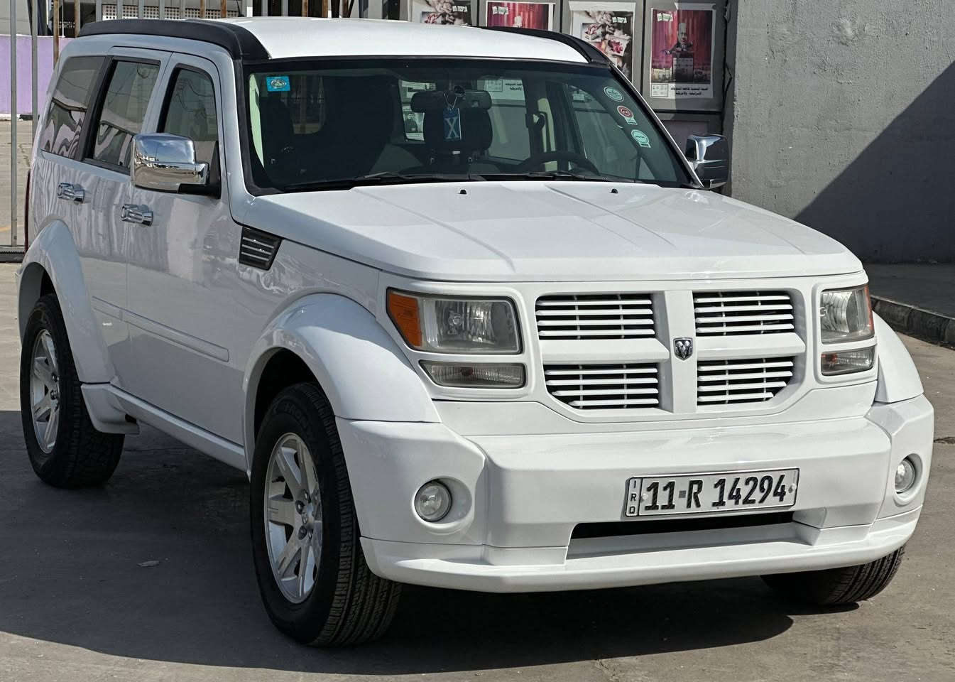 للبيع دوج نترو 2011 وارد امريكي واردها دعاميه اماميه وبيها نص قطعه صبغ ماشيه 133 الف حقيقي سياره جاهزه محرك 6 سلندر حدادية تبريد ثلج ويل رياضي سستم نيكل شاشه حساسات كامره طخم تاير رقم بغداد دولي للاستفسار *********** السعر 108 وبيها مجال بسيط مكانها بغداد شارع فلسطين
