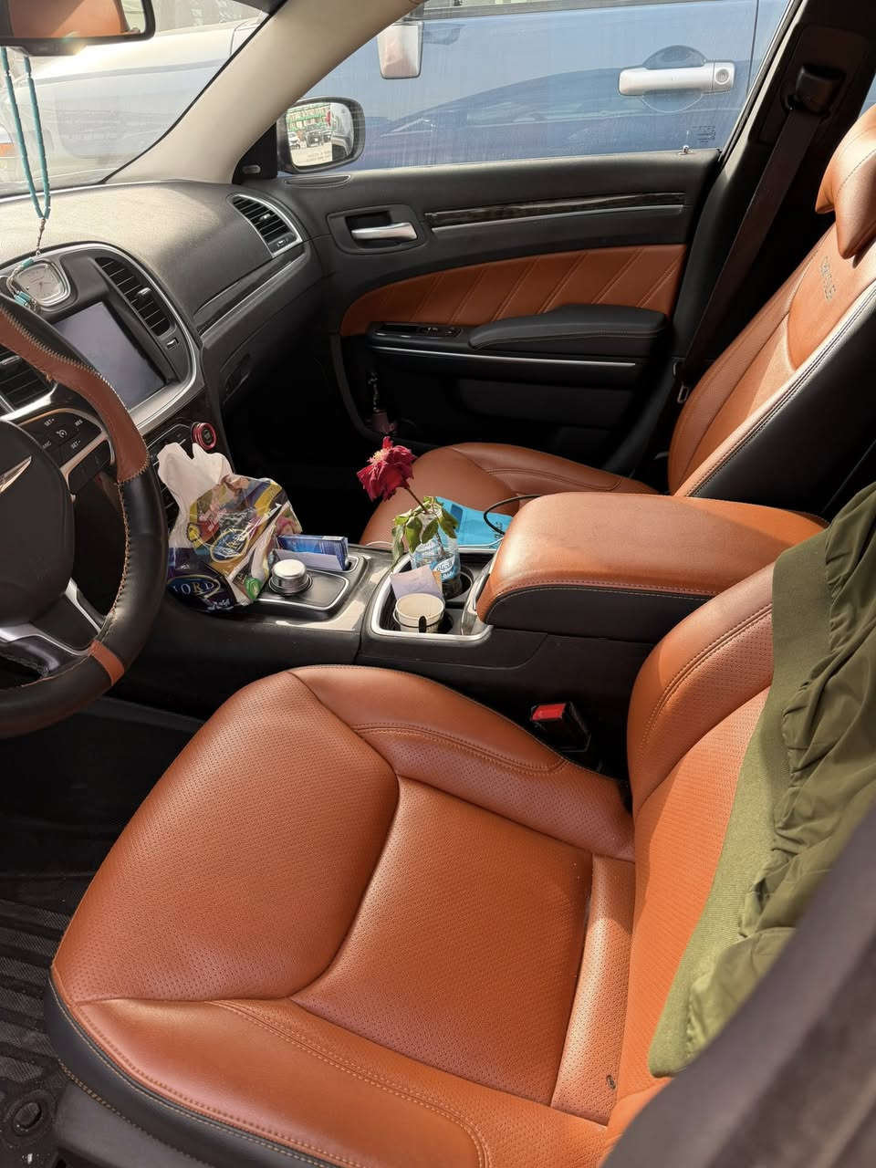 السلام عليكم اوباما موديل ٢٠١٥ معلايه ٢٠٢٢ السياره خير من الله فول فتحه برده خلفيه محدث بنيد وبيهه جاملغ الأيمن وبابين كلير من امريكا بسمي السياره جاهزه من كلشي رقم مميز الاتصال ***********
