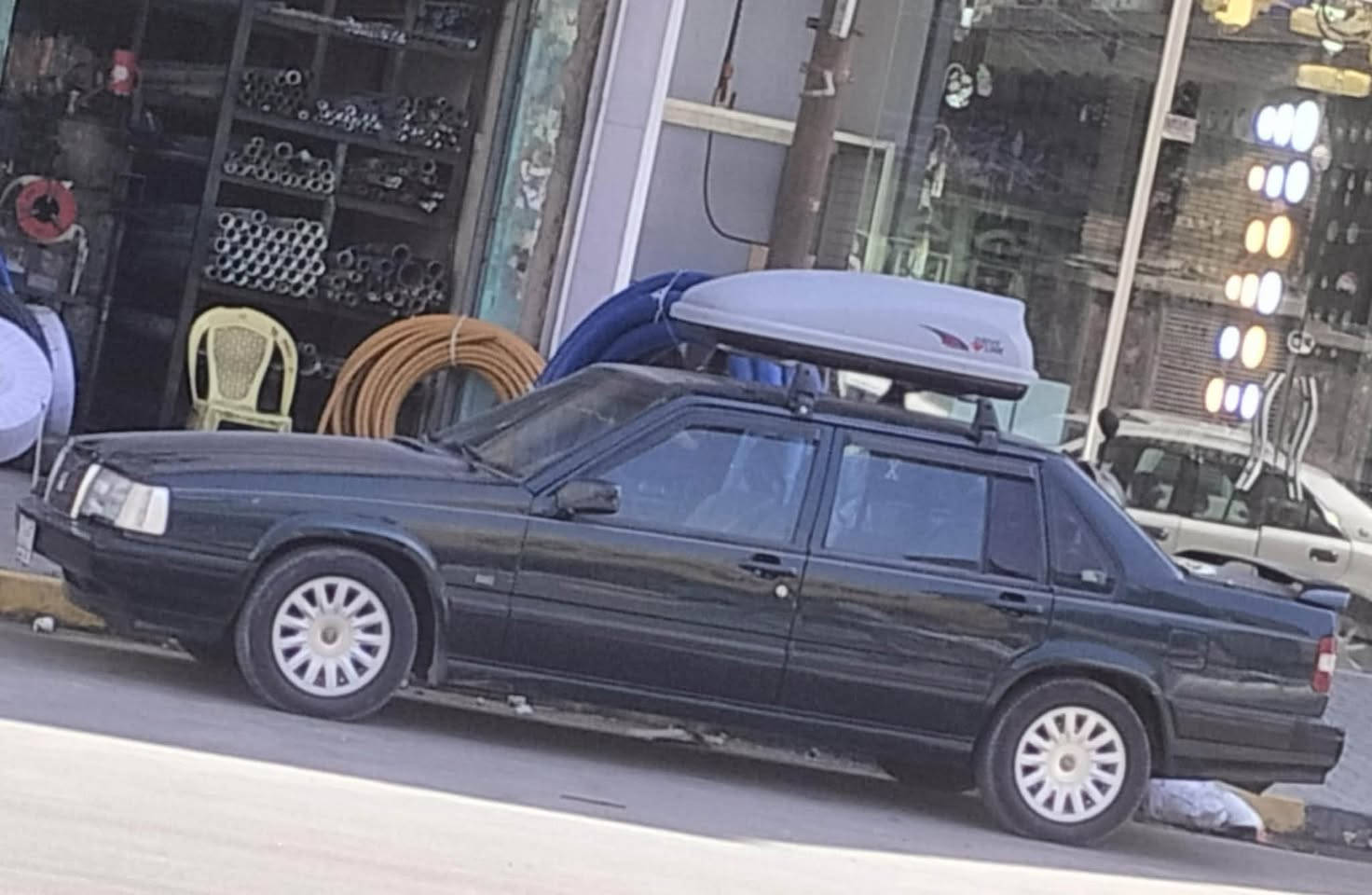 سلام عليكم 
فالفو 940 موديل 91 للبيع 
جاهزة محرك كير مكفول 
تبريد ثلج 
ويل 99  سبايدر شباك مربعات 
اريل كهرباء 
كشنات جلد كهرباء 
بيهة منظومة غاز 
للاستفسار ***********
رقم انكليزي با اسمي هزة جديدة
