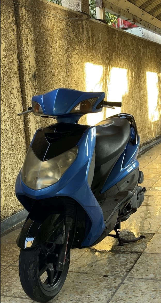 السلام عليكم سكنس فحل كوري الدراجة صار شهر نازلة من الرمبة كفالة عامة رمبة رمبة  جيب وياك 10 فيترية 
*********** بكان العبيدي  الرقم بي واتساب ✅
ملاحظة :كفر مصبوغ لجمالية🩷
