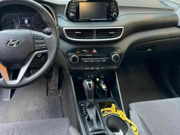 سيارة توسان هونداي. بغداد للبيع محرك 2000اوتوماتيك
وارد امريكي
4سلندر
ماشية 35000ميل
عدد المقاعد 5
اللون رصاصي
السعر15.600$
للاستفسار الاتصال على الرقم
📞0785 617 1768ة بغداد
