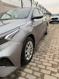 كيا كي3 موديل 2022 وارد كوري رقم بغداد بأسمي السيارة مكفولة من الصبغ و...