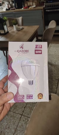 عندي هذا الكلوب مستخدم شغال مدة قليلة على فحص واحد بيهم بلكارتون وشمعا...
