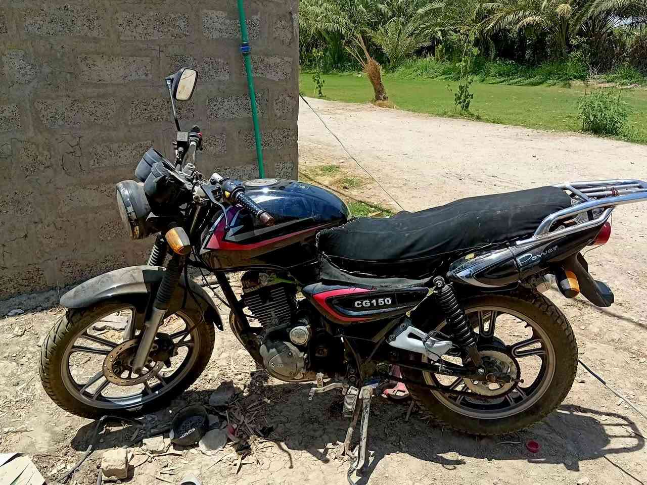 سلام عليكم دراجة البيع مضيفة ومكفولة من كل شي الستفسار على هاذ الرقم ***********
