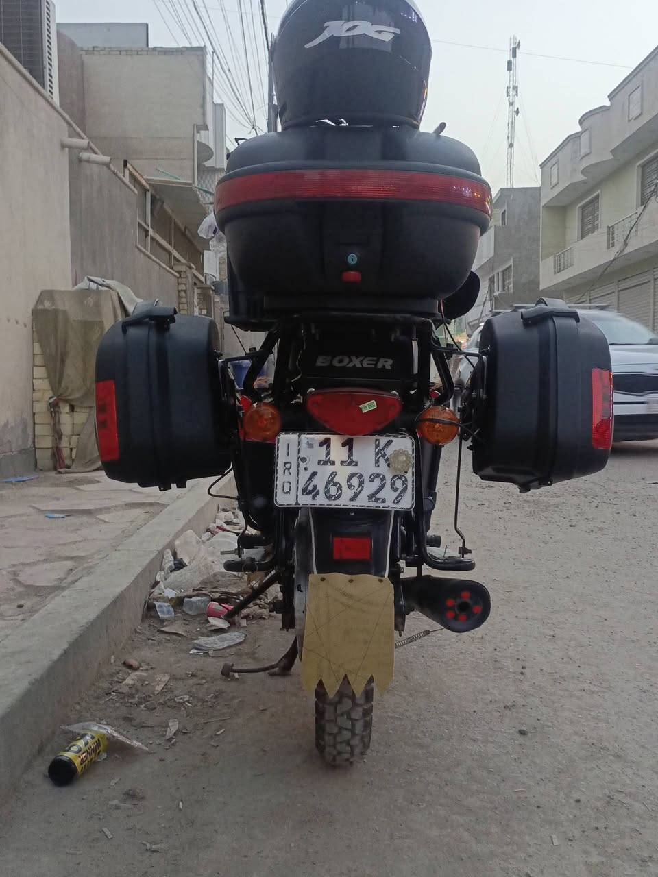 سلام عليكم بوكسرمرقم سنويه عنواني بغداد شهداء العبيدي سعر مليونين ونص ***********
