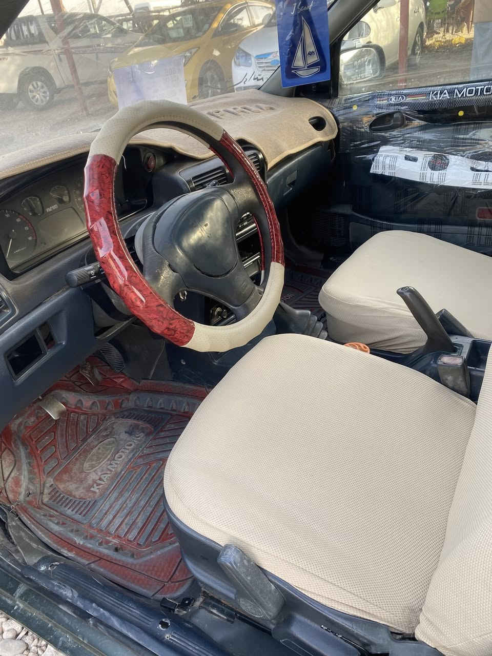 سلام عليكم كيه سيفيا موديل ٩٣ جاهزه للبيع السعر المطلوب ب٣١ اوبيه مجال لشراي مكاني ابو غريب *********** /***********
