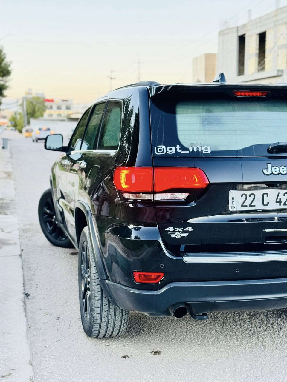 Limited - 2017 جيب كراند شيروكي /
وارد خليجي

Jeep Grand Cherokee 2017 - Limited

المحرك : 6V / 3.6

المواصفات:

مع قرص تحكم بوضعيات الدفع الرباعي والقياده

- وضعية السبورت مع شفتات خلف الستيرن

- الغاء وتشغيل وضعية ال Eco وال Auto Stop لاطفاء المحرك عند التوقف في التقاطعات

- كشنات جلد كهربائية

- تدفئة وتبريد المقاعد الاماميه و سترين +مقاعد خلفيه تدفئه

- شاشة كبيرة

- سقف بنوراما

- حساسات

-تشغيل عن بعد

- مانع انزلاق

- مثبت سرعة

- صندوق كهربائي مع اغلاق شفط

- نضام بيركات ABS

- كل مواصفات السيارة الفول Limited

-حادثها بالعراق بيها جاملغ جهة السايق صبغ وخشم البنيد شي بسيط ضربة تكتك

الرقم : اربيل - بإسمي ، تحويل، مباشر

السعر (235$)وبيها مجال بسيط 

مكان السياره كربلاء

***********
