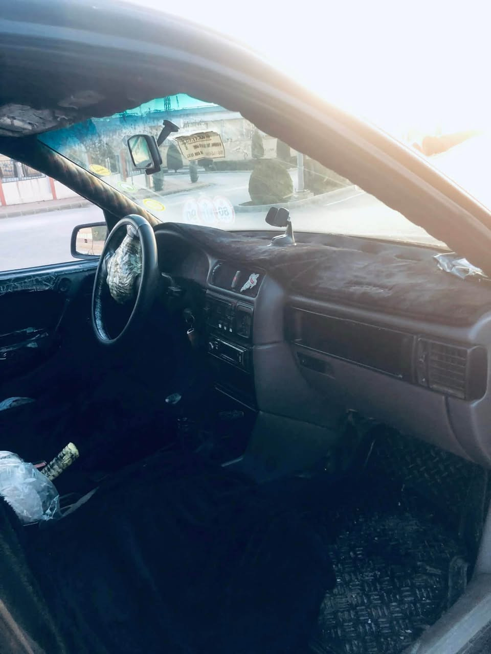 بەناوی خوای گەورەو مهرەبان  ئۆپڵ ڤیکترا مۆدیل1991گیڕعادی ئاڕمی پلاستیکی سلیمانی مەکینەوگیڕی بەشەریت ماشەڵالەمەکینەیوگیڕی مەزبویت   بۆزانیاری زیاتر جایت بکە ڕەقەم تەلەفوین*********** السليمانية, العراق
