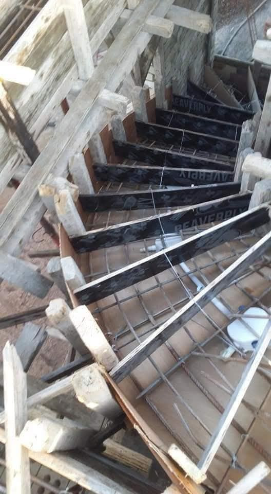 السلام عليكم *********** اي شخص محتاج صب رباط أو صب البيت من الداخل أو تسليطه سطح يرسلني كادر كامل من خباطه وعمال شغل نظيف ومرتب وتساب موجود في ***********
