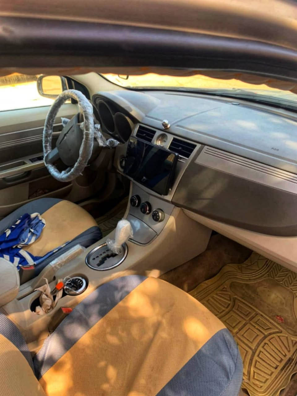 السلام عليكم
سياره للبيع
كلايسلر 200
2008 
المكينة 2400

رقم بابل

السياره بيها 4 قطع بس اني ابيعها حزام

حداديه جديده وتبريد منظومه 
كهربائيات كامله قاعده فيوزات جديده

السياره مكينه بيها كازكيت تسوي او تشد مكينة 

او ابيعها مكينة 

سياره سعرها 51 بي مجال 

تواصل وات ساب او اتصال

***********
