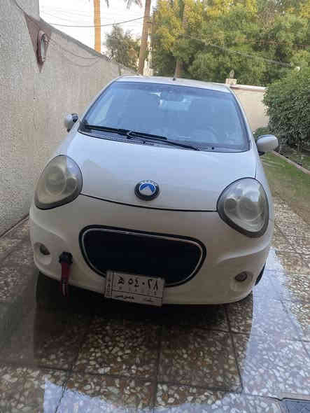 السلام عليكم 
باندا 2013 للبيع السياره جداً نظيفة بيها فقط جاملغ السايق مصبوغ 
السعر 58 وبيها مجال 
العنوان بغداد المنصور او حي العدل 
***********
