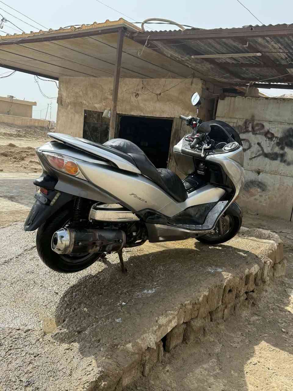 سلام عليكم دراجه فورزه صفر عشره مكينه مفتوحه مجفته دراجه شغاله مال جناي عنوان نهروان قرب  مطعم الديوان السعر مليون و٤٠٠وبيهً مجال رقم ***********رقم الهاتف متواجد ماسنجر
