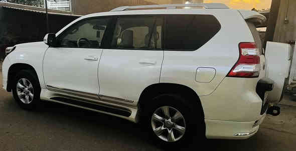 برادو 2013 خليجي 
رقم اربيل الجديدلون ابيض مكفولة من الصبغ والتبديل والحالوب والبارد والشخوط نهائياً 
موصفات TXL فتحة بصمة 6سلندر هوك ثلاجة حساس خلفي فور ويل لايت زنون دبل تانكي وباقي المواصفات 
المعروفة ماشية 140 الف
السيارة جديدة جداً استخدام نضيف كير محرك ميكانيك كهربائيات كله جديد 
السونار مرفق بالصور
السعر ( 300) وبيها مجال 
للاستفسار ***********
