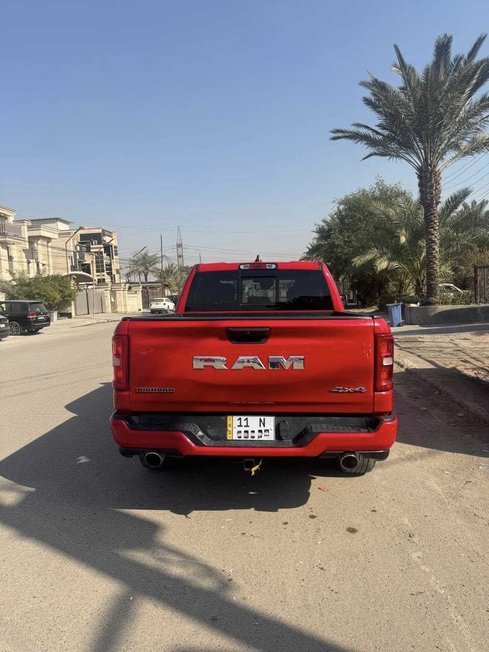 دوج رام للبيع او مراوس ⚡️⚡️⚡️⚡️
‏RAM BIG  HORN 1500  2025🔥
 ( السيارة باب طويل بدي قصير المرغوب )
محرك : 6 سلندر تون تيربو الجديد  4x4 دفع رباعي

مواصفاتها : 
رادار امامي رادار خلفي  نظام تحذير ⚠️✅

مقاعد كهرباء✅مقاعد تدفئه✅

شاشه ايباد✅ الشكل الجديد🔥عينة دجتل✅

نظام اطفاء المركبة✅تحديد مسار✅

تحذير امامي✅كير تعليگ✅

باب خلفي كهربائي✅تشغيل عن بعد ✅

دواخل ترحيب✅تدفئه مقود✅

مودات قيادة✅

مداخل USP + تايبسي✅

انارة بالبدي✅ شحن وايرلس ✅

وهواي مواصفات بيها بعد مواصفات معروفة✅
رقم بغداد بسمي
السيارة جديدة احلى من الصور
مكان السيارة بغداد اني استوردته بسمي
للأستفسار ***********
