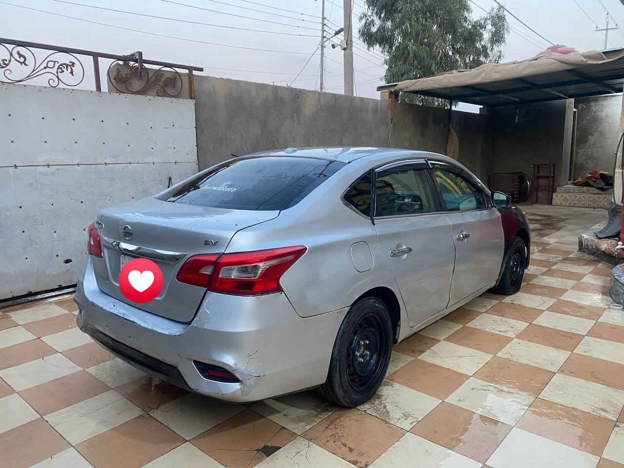 #نيسان #نسيان سنترا
سلام عليكم 
 نيسان سترا 2019
المكينه 1800 المكنيه مكفوله الكير متبدل 
السياره بصمه 
حداديه نص عمر 
التايرات نص عمر
كشر السياره غير مكفول والسياره وغير مكفوله من الضربه 
مكان السياره بصرة 
الرقم ***********
