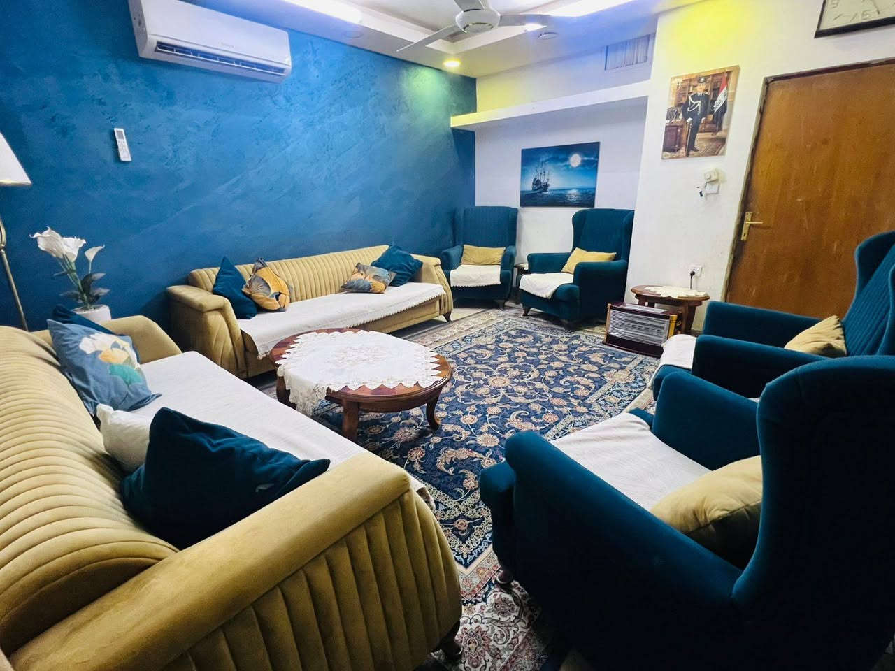 ***********
شراي يتفضل فقط واتساب
تخم تركي ١٠ مقاعد كلش  نظيف الاسفنج طبي 
سعر كلش كلش مناسب مستعجل ع البيع عنوان بغداد الغزالية
