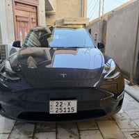 تسلا Y • فورمنس • ٢٠٢٥