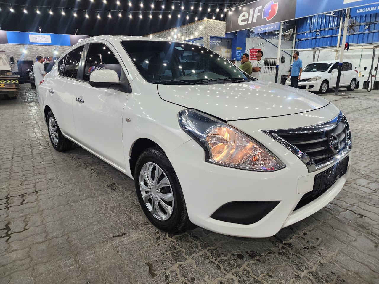 سلام عليكم
نسيان سني 2024 بيها فقط صبغ بالجاملغ الباقي كفاله عامه سياره نضيفه حيل صارلها يومين دخلت للعراق تحكم ستيرن حساسات خلفي حساس تاير السياره جاهزه كير مكينه حداديه كهربائيات جميع النواحي ماشيه 40 مرقمه ورقمها ذي قار وخير من الله ،، السعر 115 مكاني ناصريه حي اور للأستفسار ***********
