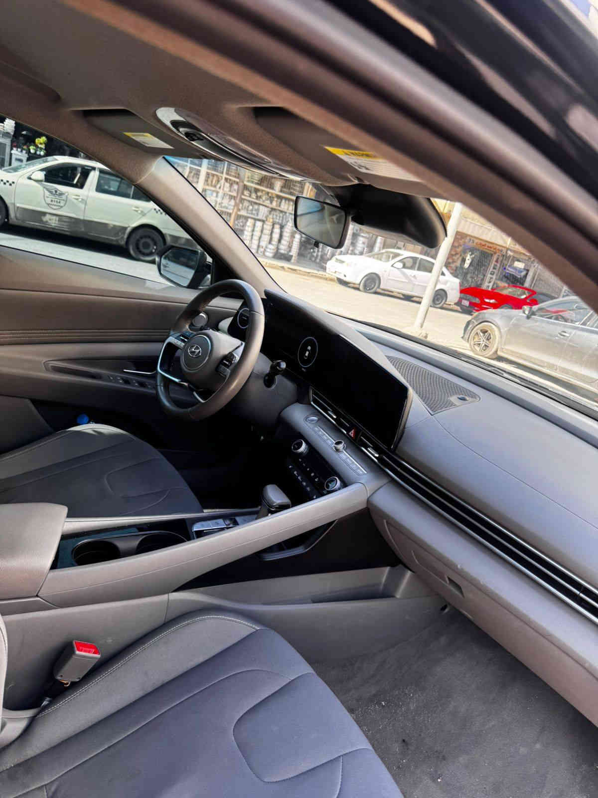 سياره موديل 23
سياره بيدون صبخ بدون يرباك 
سياره سعر 146 مجال 
سياره فول فول بس بيدون فتحه 
*********** زاخو
