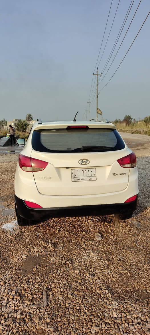 موديل 2011 خليجي بيع او مراوس حسب القناعه
رقم بابل 

ابيض 

فتحه

تحكم ستيرن

صدر امامي جديد

صدر خلفي  متوسط

مكينه2000 دوش

اشاير مري

تبريد ثلج

تدفئه شغاله

ضرر موضح بالسونار المرفق
 سعر110 وبيهه مجال بسيط
مكاني بابل

***********
