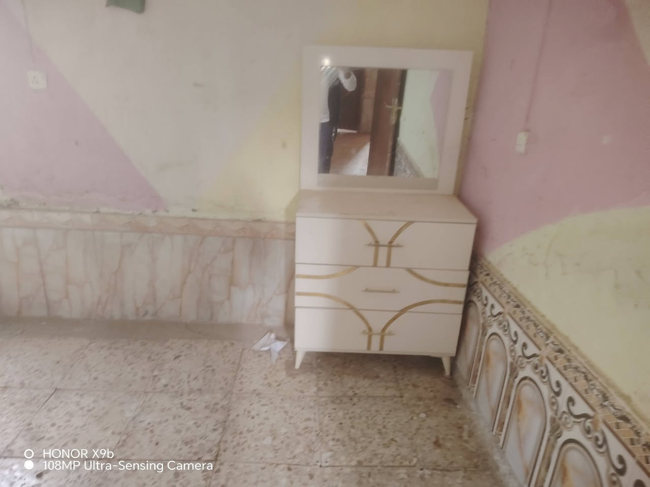 سلام عليكم اخشاب تركي للبيع 5قطع مكاني في الشوملي السعر 700وبيه مجال الاستفسار ***********
