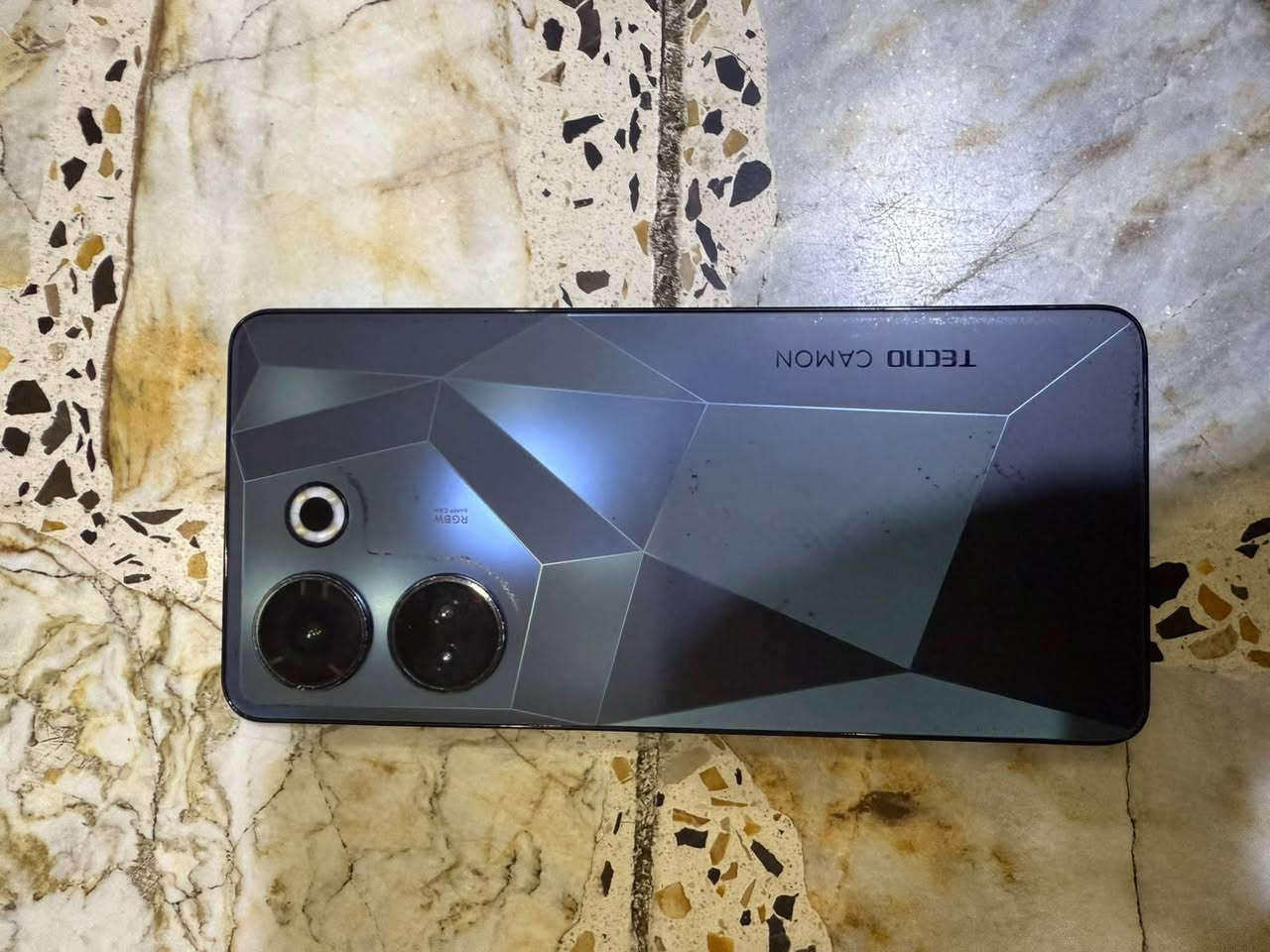 جهاز تكنو 20 pro للبيع او المراوس الاستفسار *********** واتساب فقط
