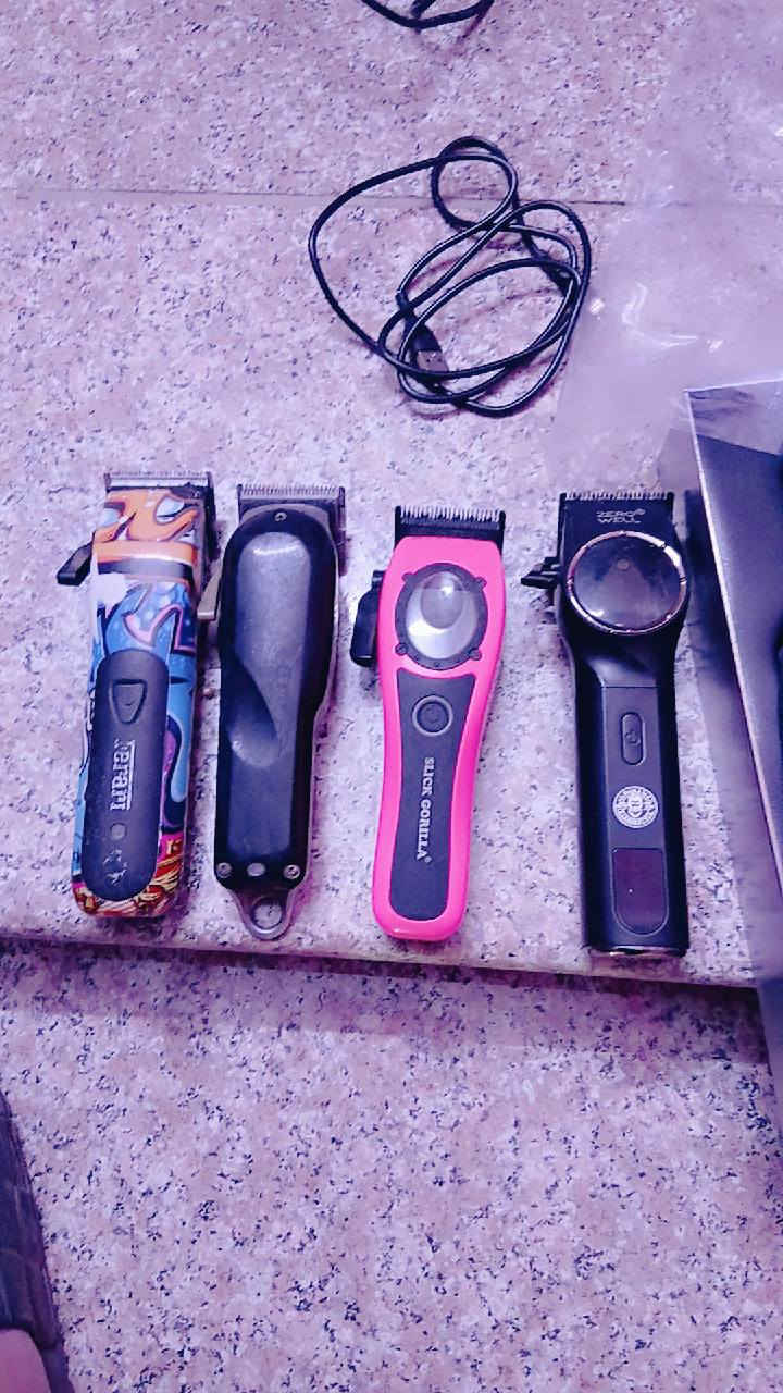 السلام عليكم حبايب مكاين  للبيع وجهاز وجهه شغلات نظافه الجهاز ممستعمل ٥ درجات يشتغل هاتف ***********
