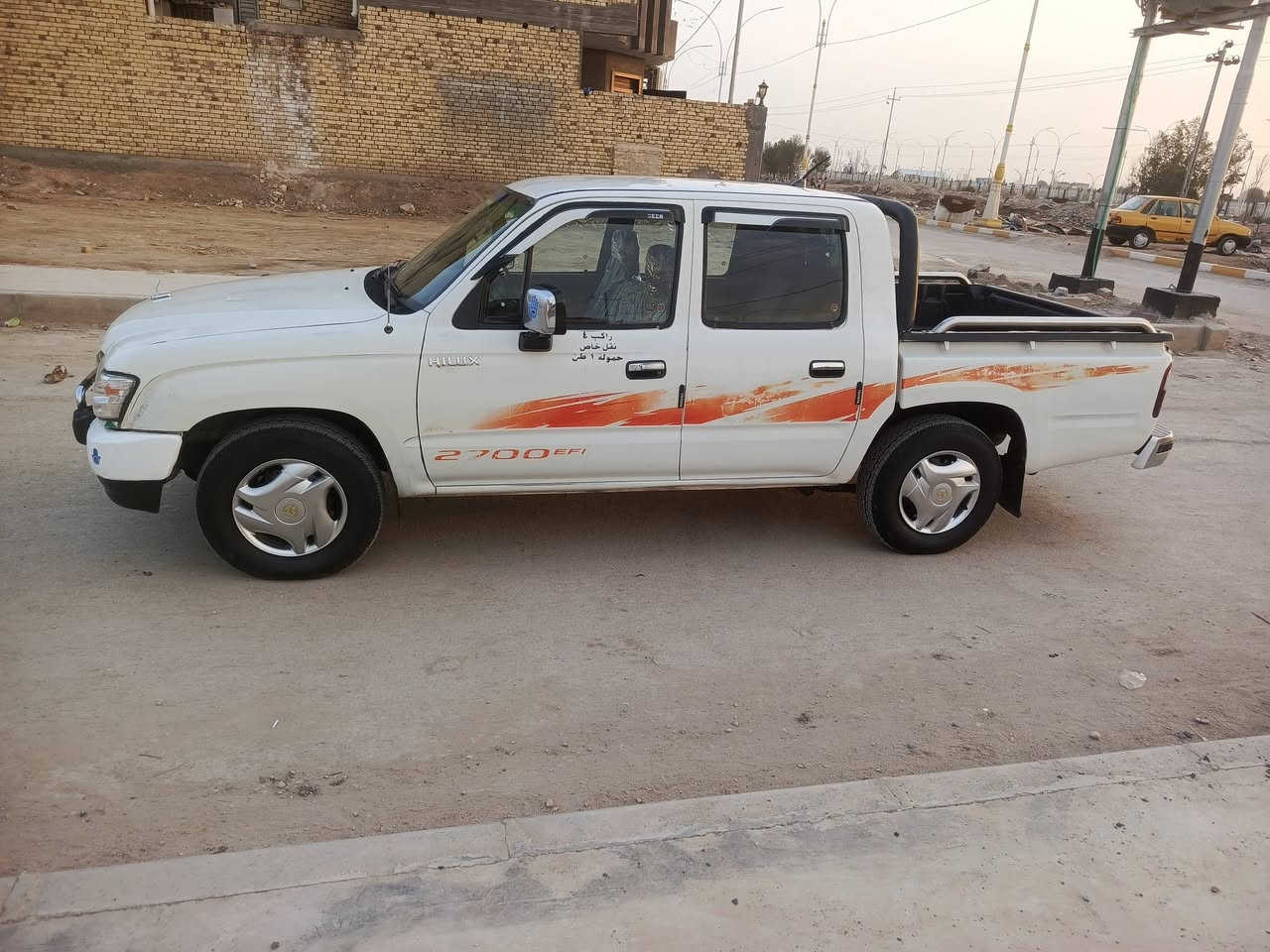 جمره موديل 2004 مكفوله رقم بصرا مشروع وطني محرك مكفول وتايرات جدد كهربائيات شغاله  سعرها 98 الشراي يتصل ‏‪***********‬‏
