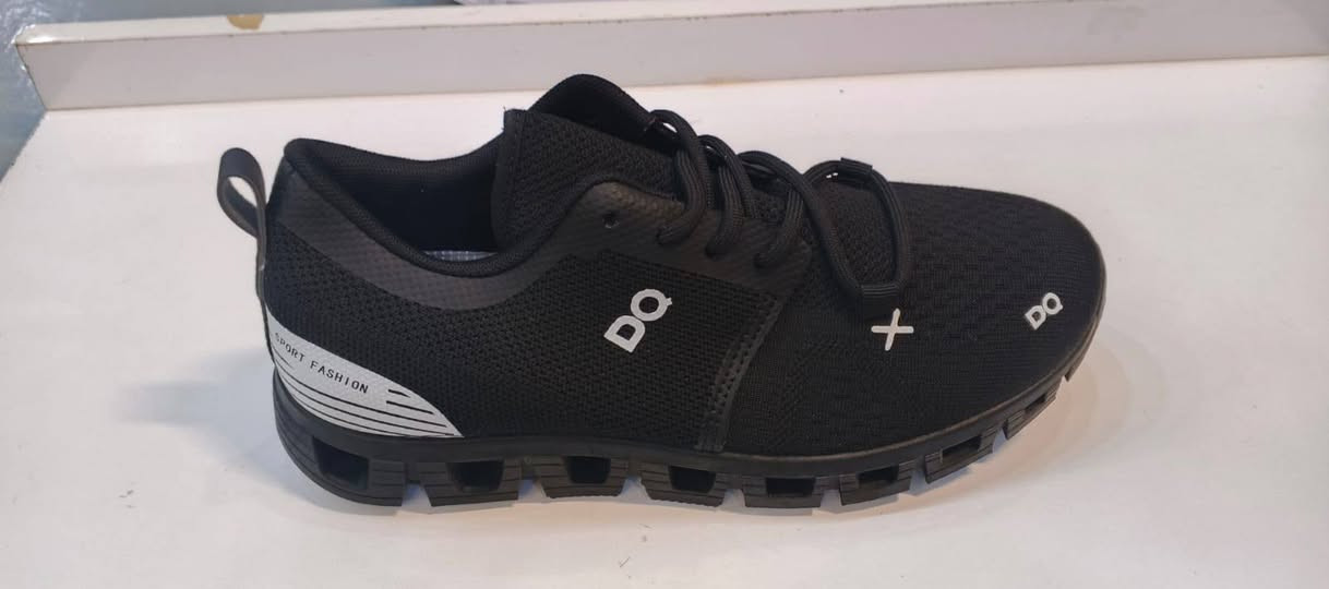 بوتين قياسية من 37الى 41.     سعر القطعه 3500.        العدد500.     الاستفسارات اتصل ***********.    العنوان بغداد
