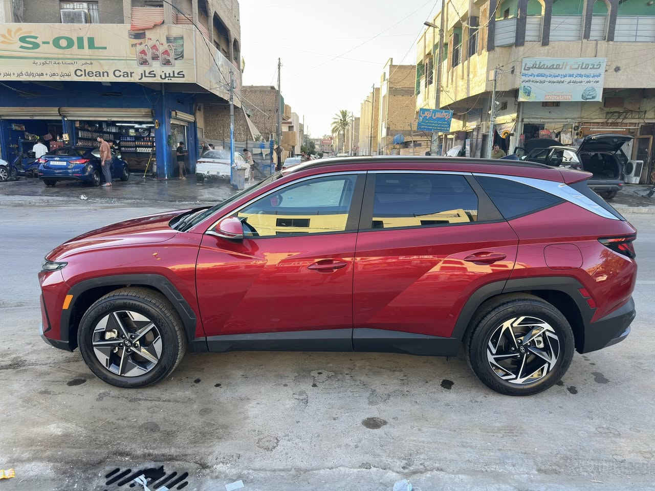 هونداي توسان موديل2026 حره✅
لون 🍒 مميز ✔️ 

توسان وارد امريكي حره تترقم جميع المحافظات✅

ممشه السياره  4000 ميل بعدها زيرو

سياره جاهزه من جميع نواحي بعدها بريحت الشركه   محرك 2500 بانزين✅

كشنات تدفئه رادارات + تثبيت مسار+حساس اصطدام+اضائه ليد+سايد بريك اوتو هولد +نظام الاوتو ستوب ✅

وبيه بعد مواصفات غنيه عن التعريف✅

الضرر: تبديل جاملغ وبنيد وربع باب السايق صبغ ✅

السعر 185$ 🌹

مكاني بغداد الحريه الدولعي📍

***********
