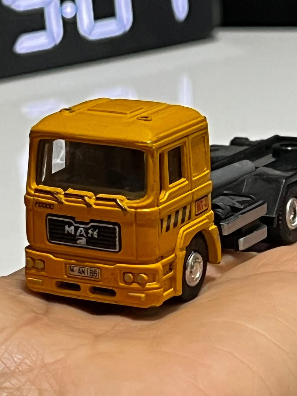 سلام عليكم متوفر كارتون ٤١ سياره مختلف الاحجام اكثرهن حديد جم قطعه بلاستك


**إذا كنت صاحب هذا الإعلان وتريد حذفه لأي سبب، رجاءا أرسل رسالة إلى الدعم الفني**